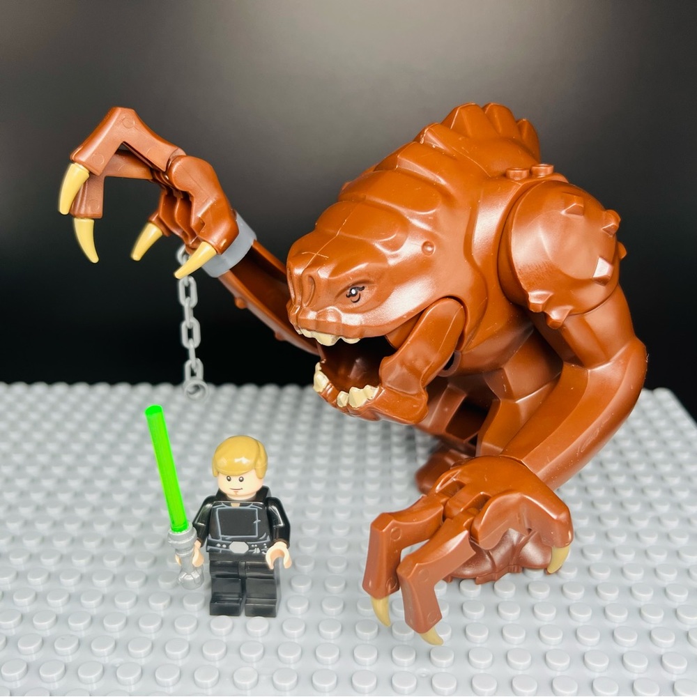 Star Wars Rancor & Luke Custom Minifigures Lot of 2